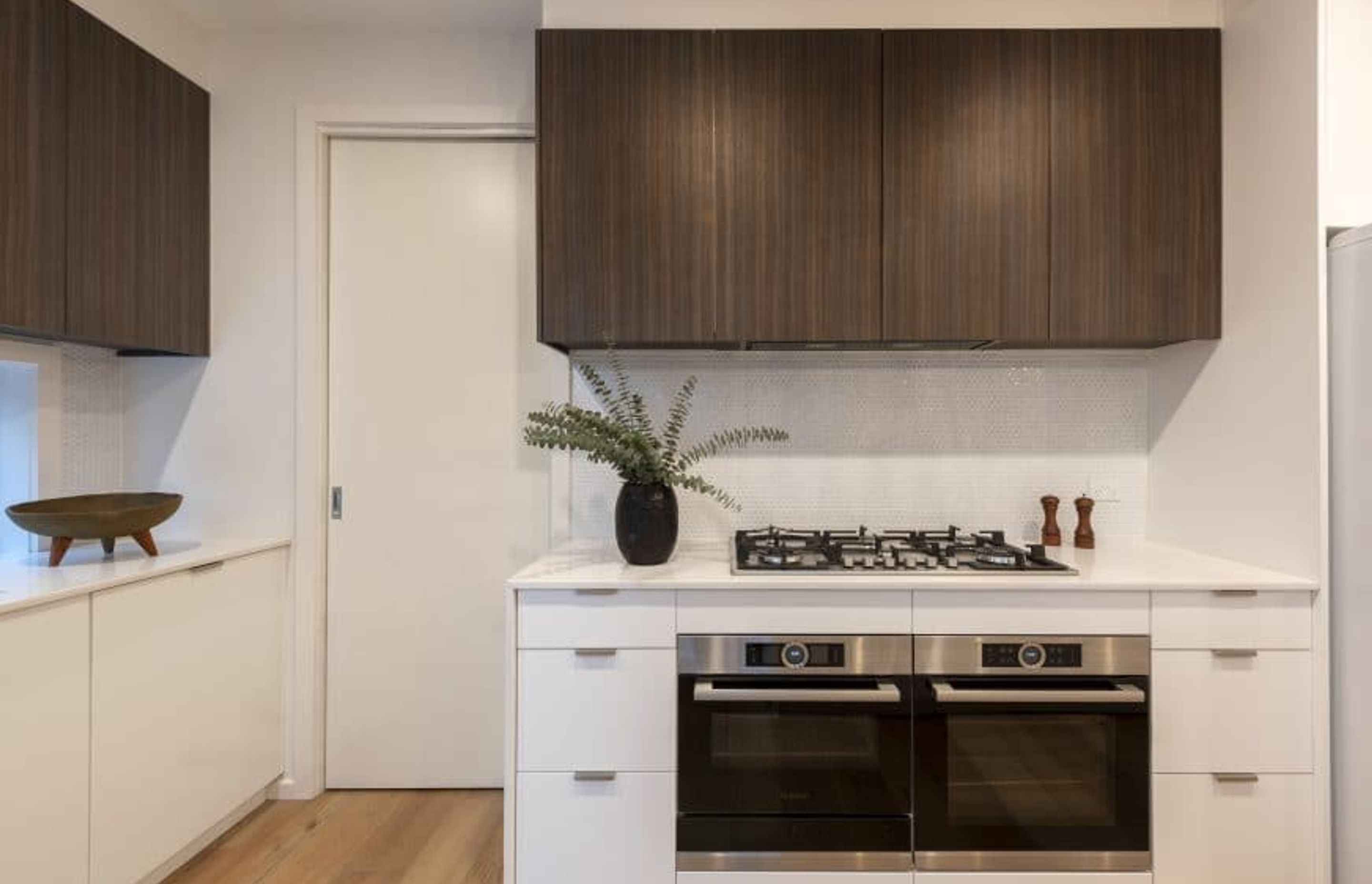 MODERN LIVING