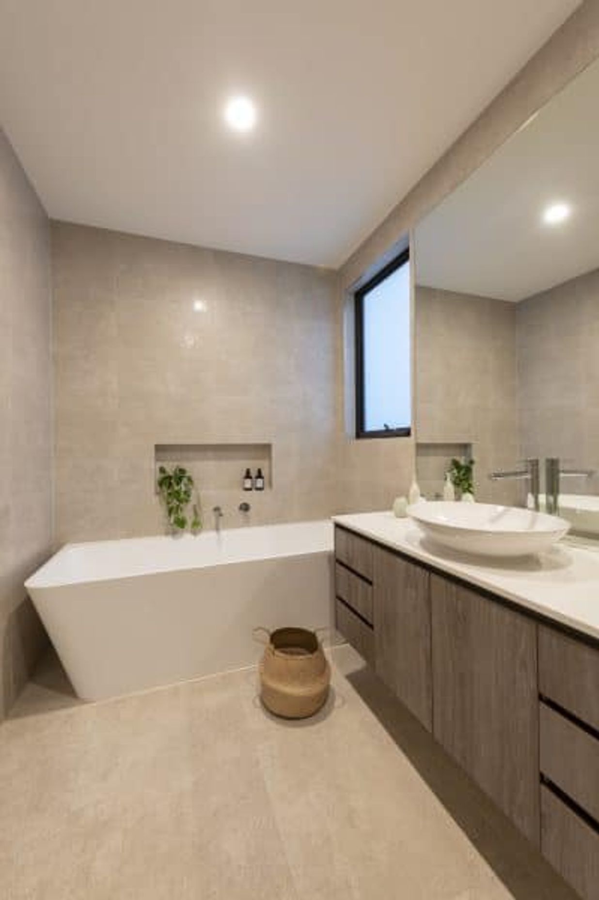 MODERN LIVING
