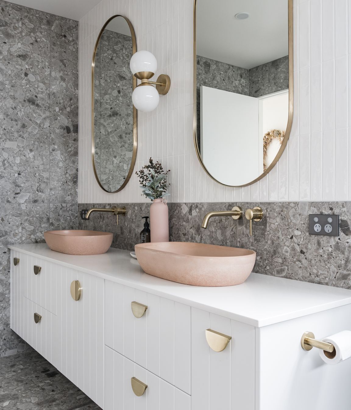 Kawhia profile in Dezigna White - Texture. Design by Hannah Farrant, White Wood Homes Cambridge.