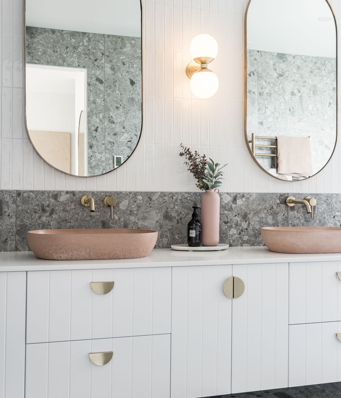 Kawhia profile in Dezigna White - Texture. Design by Hannah Farrant, White Wood Homes Cambridge.