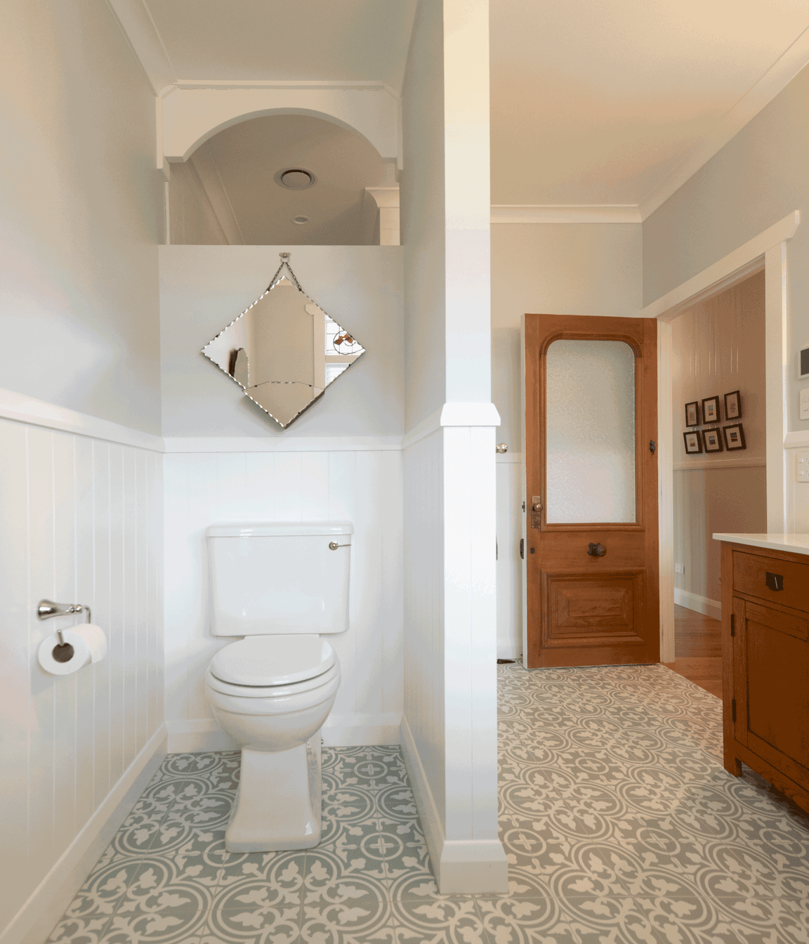 EC-bath-toilet.png