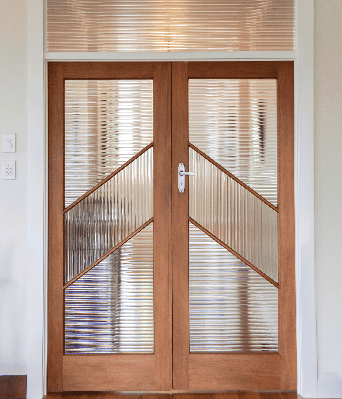 EC-door-hall-closed.png