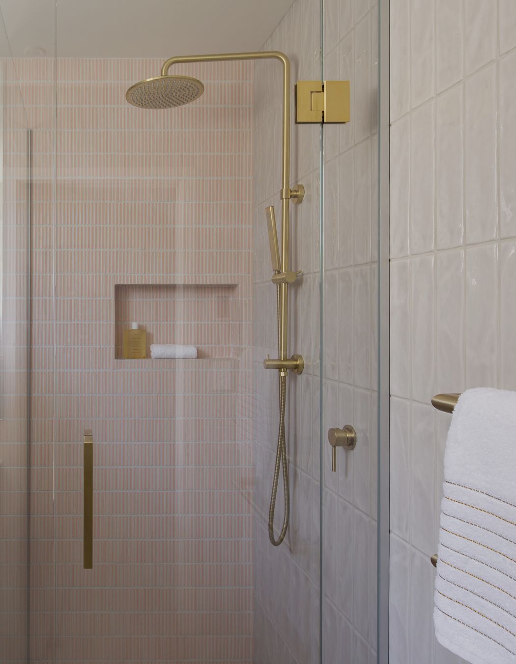 Elegant compact ensuite