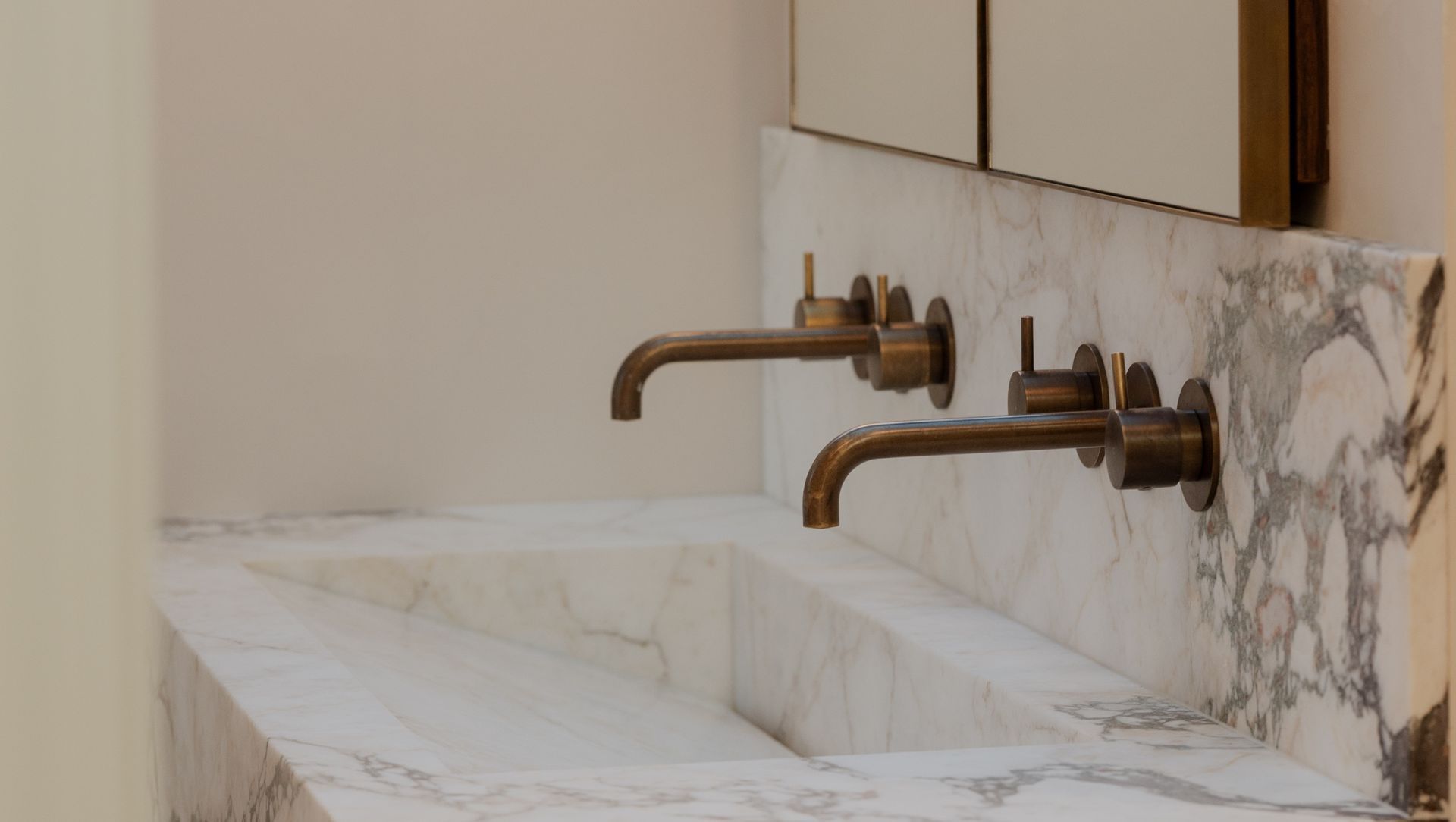 Calacatta Viola Marble Kitchen and Formed Vanities banner