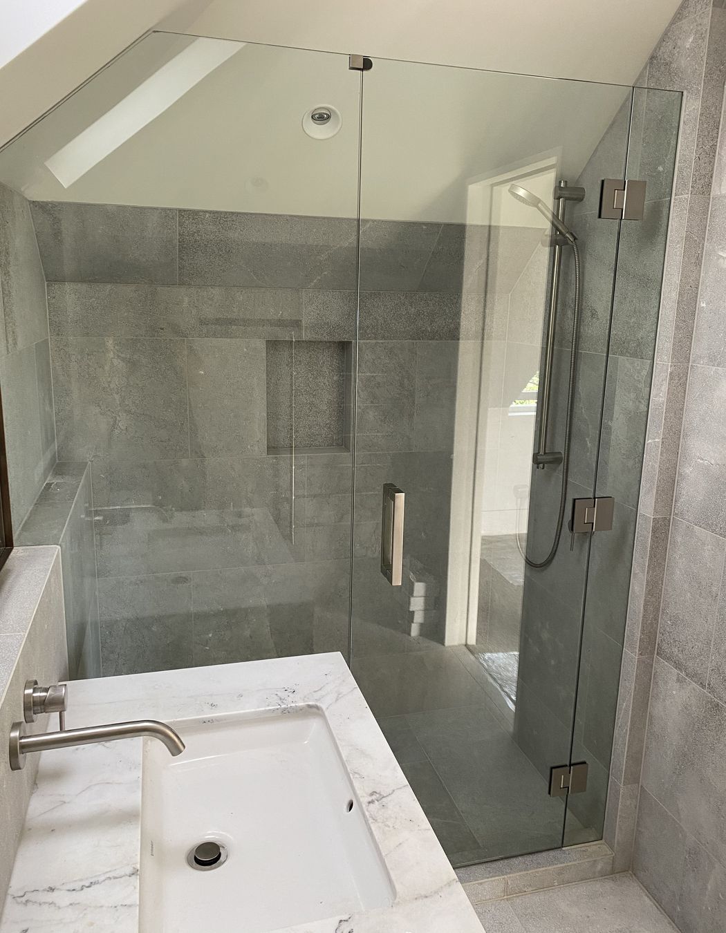 Frameless Glass Showers