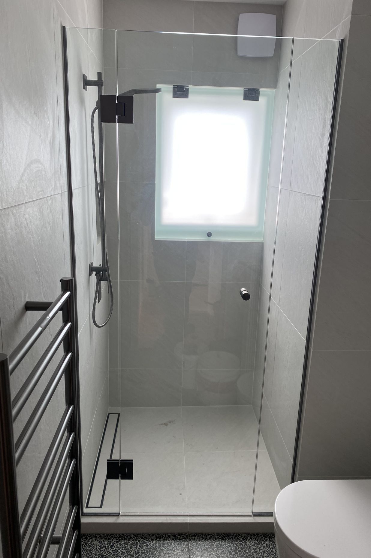 Frameless Glass Showers