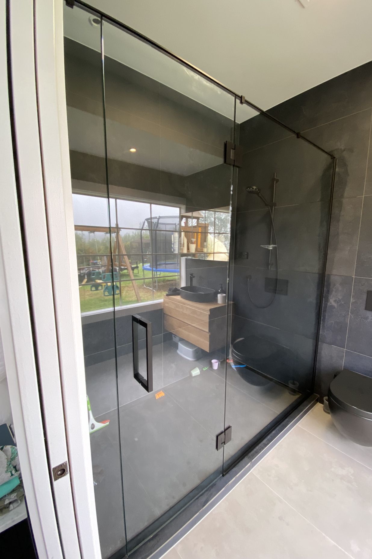 Frameless Glass Showers