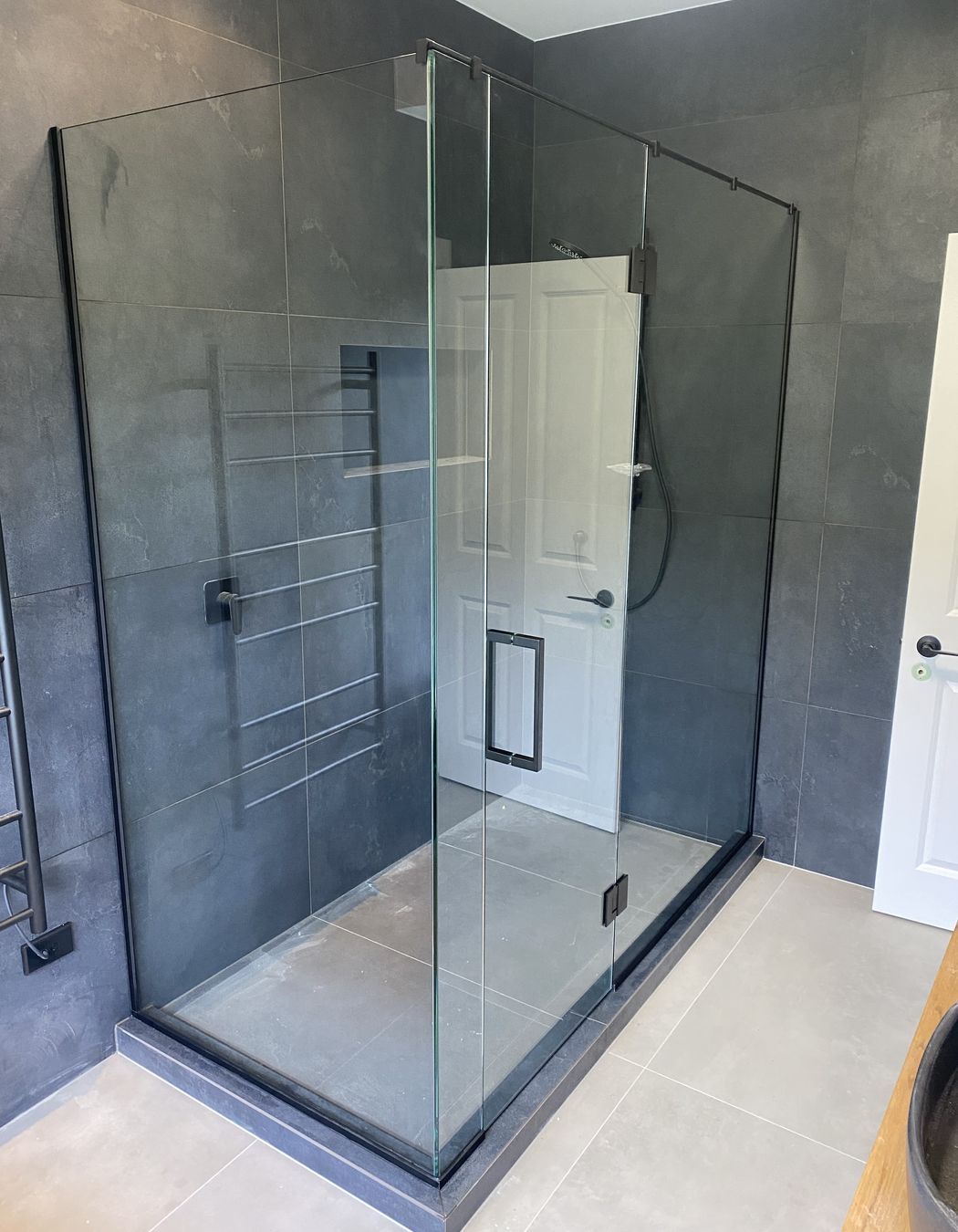 Frameless Glass Showers
