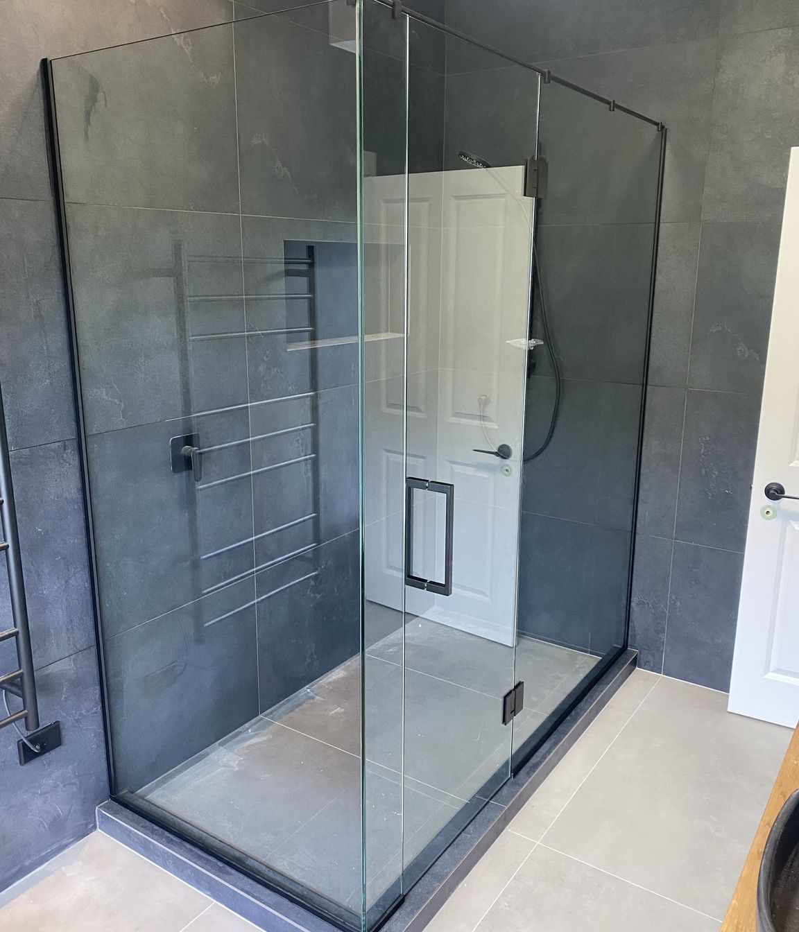 Frameless Glass Showers
