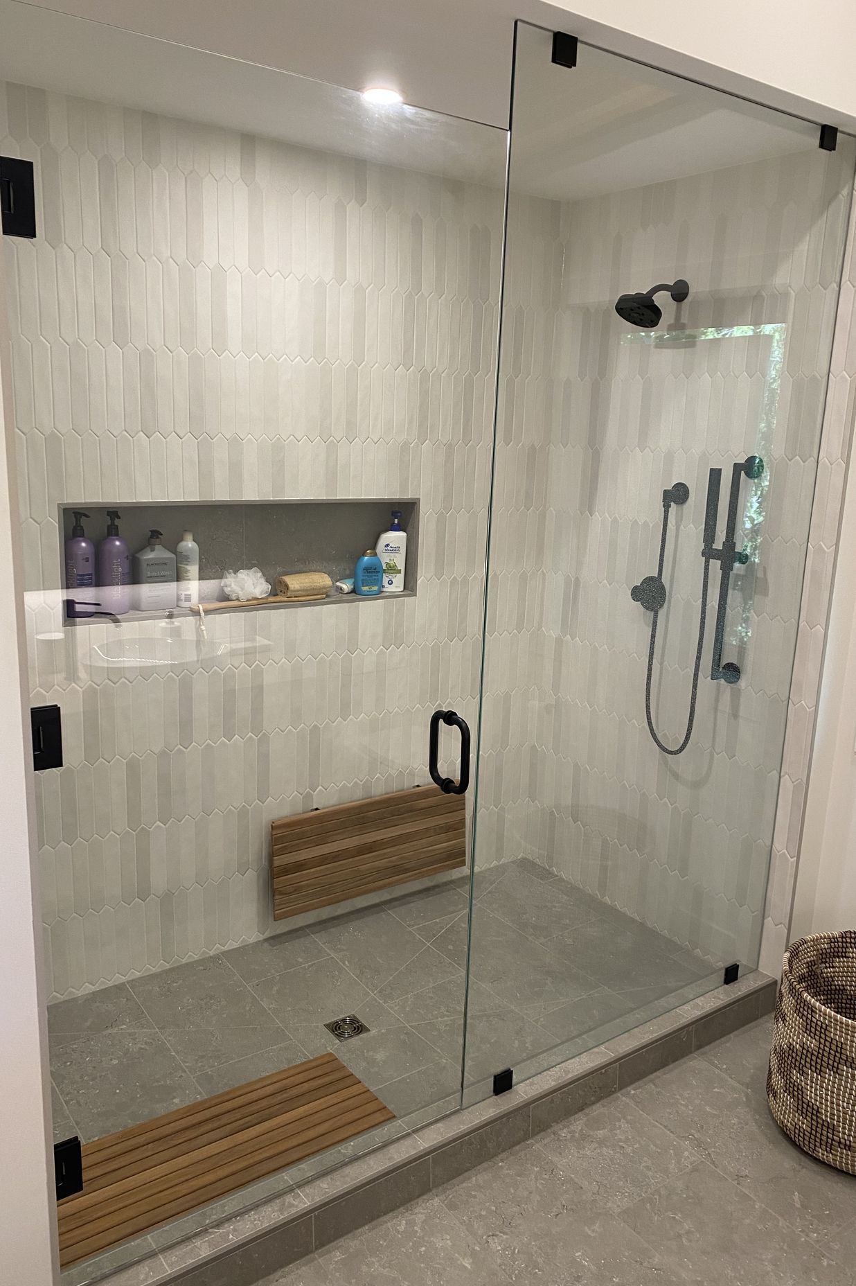 Frameless Glass Showers