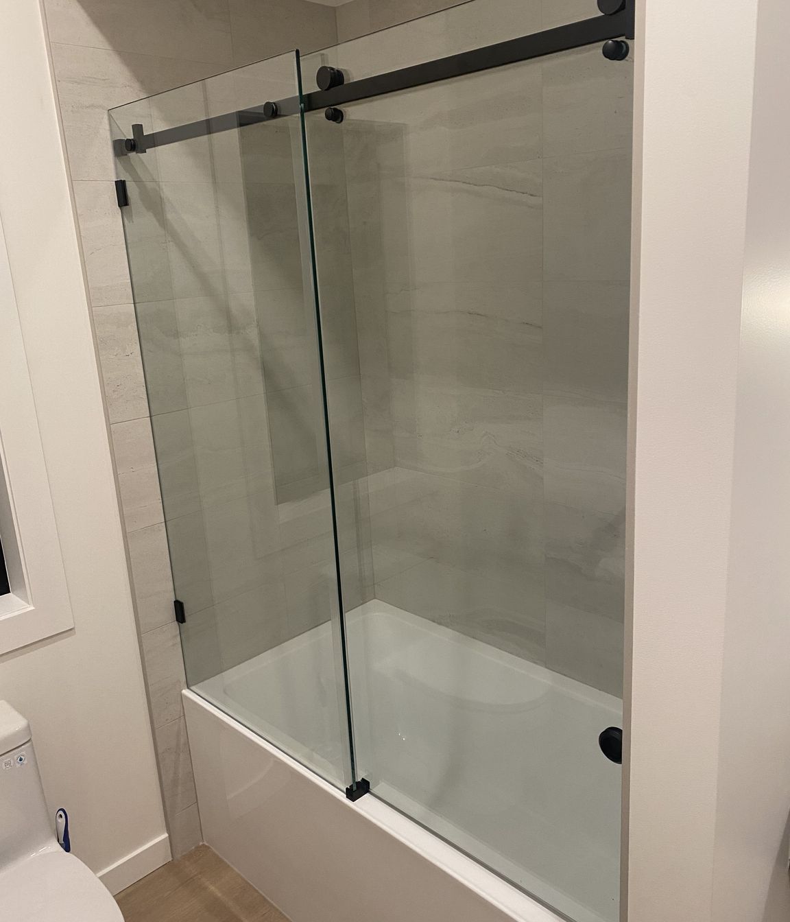 Frameless Glass Showers