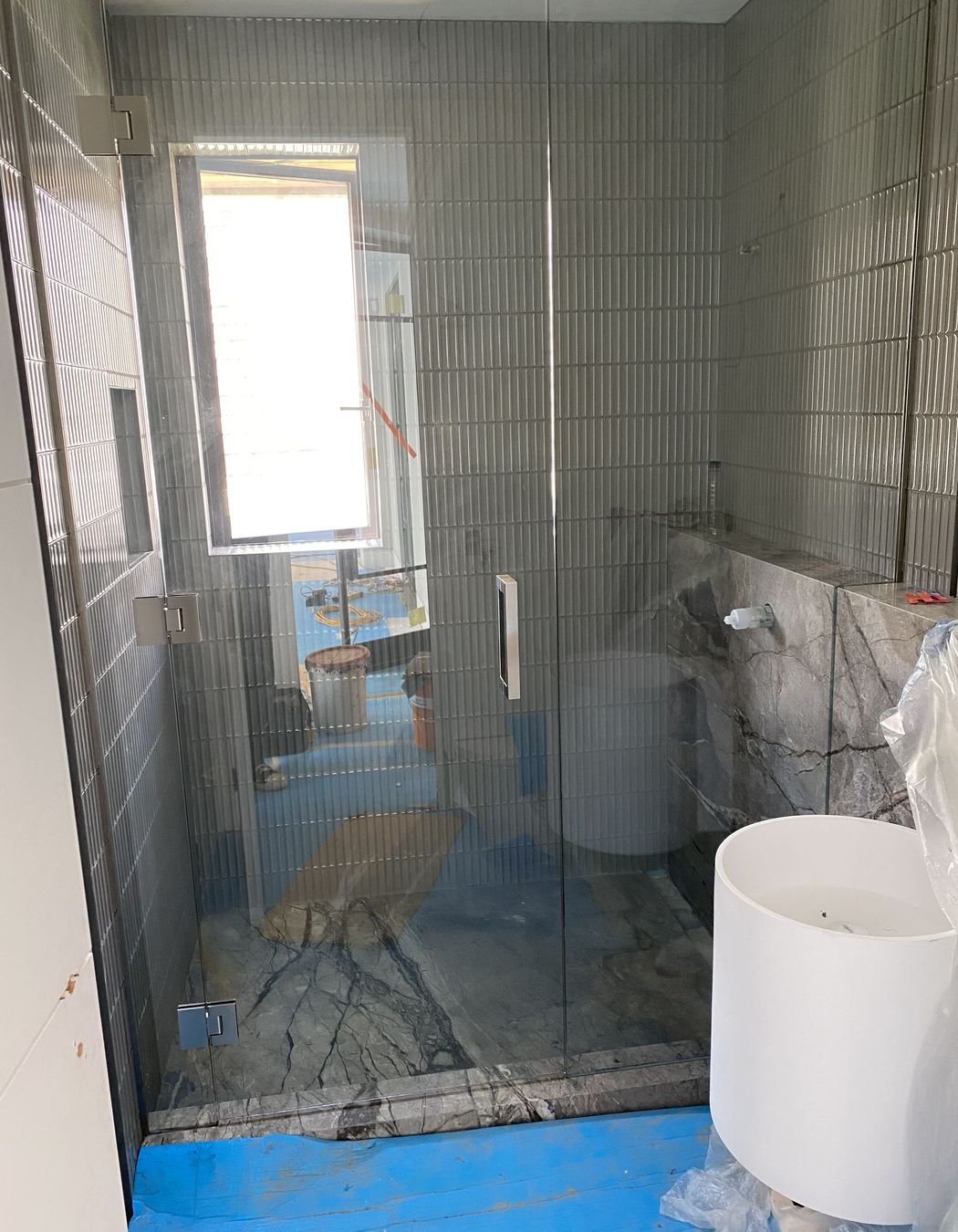 Frameless Glass Showers