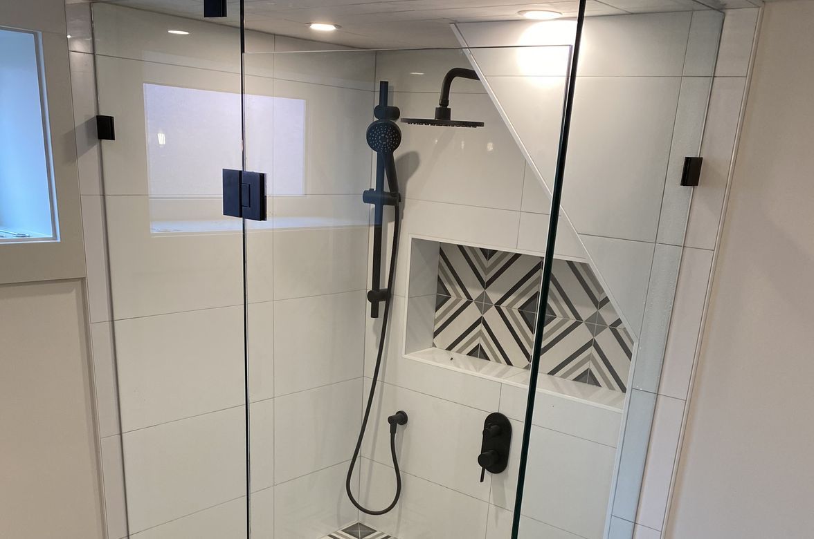 Frameless Glass Showers