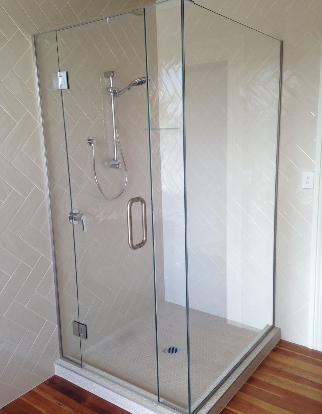 Frameless Glass Showers