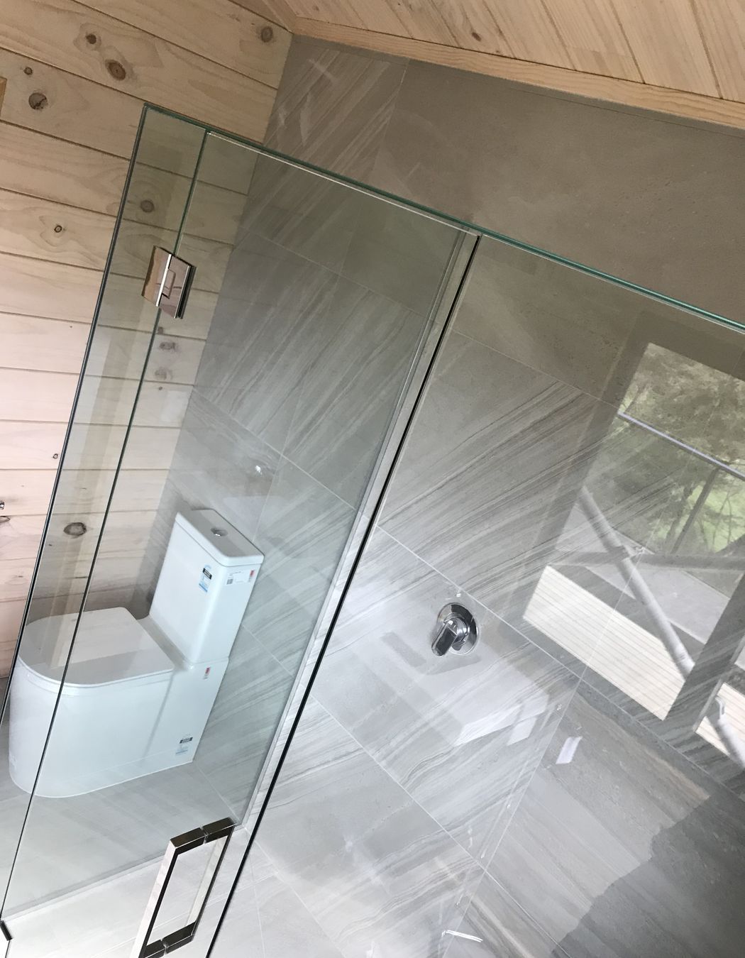 Frameless Glass Showers