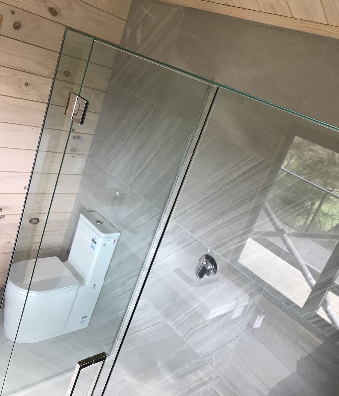 Frameless Glass Showers