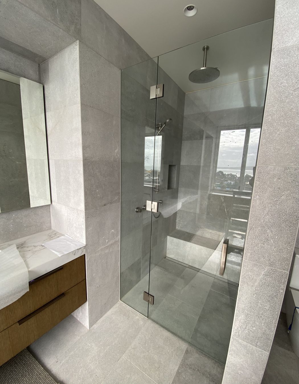 Frameless Glass Showers