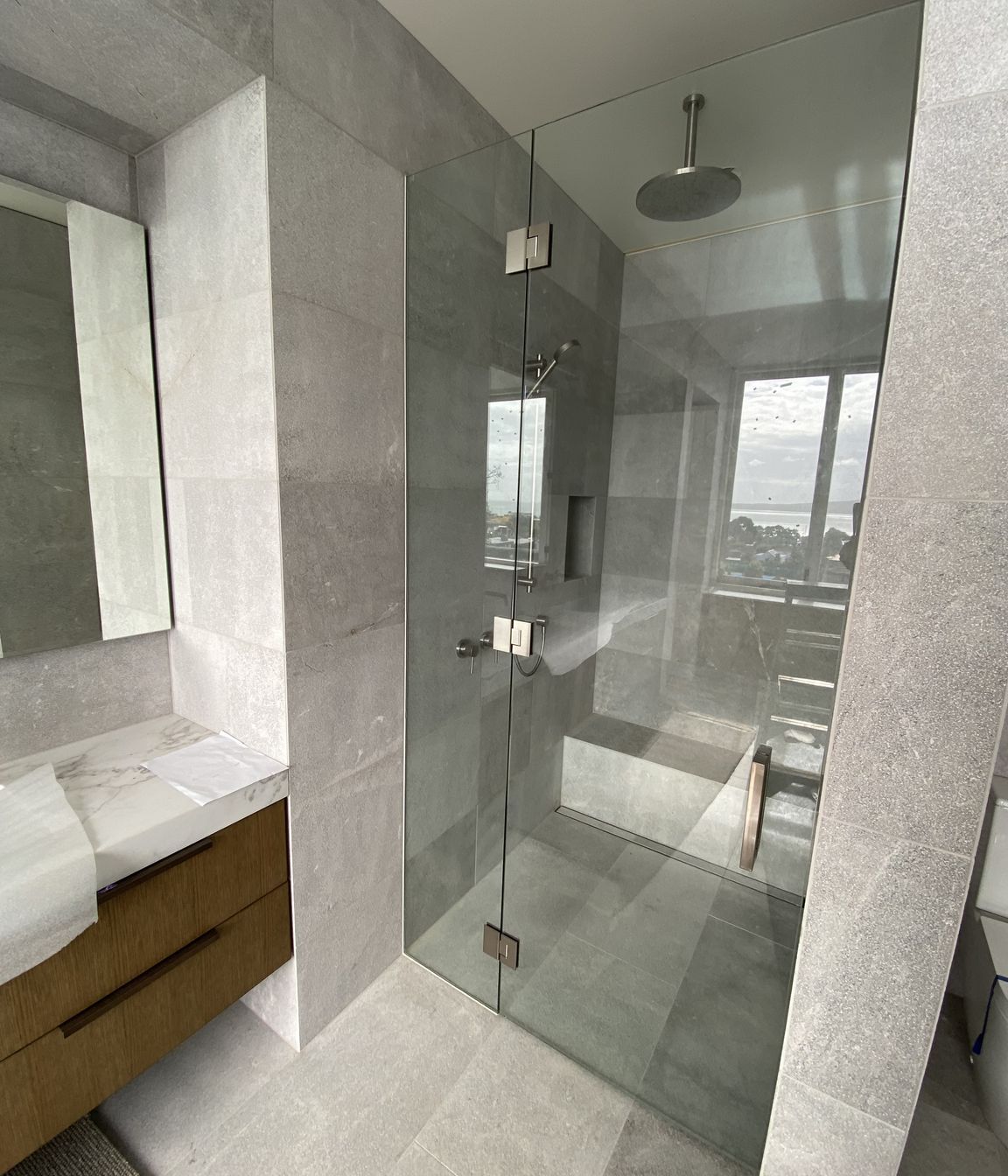 Frameless Glass Showers