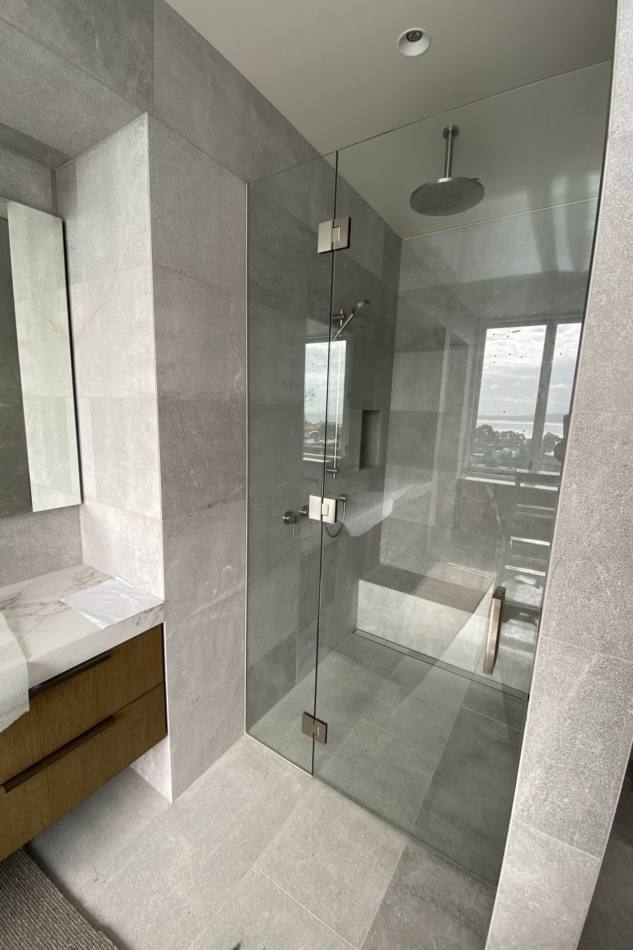 Frameless Glass Showers