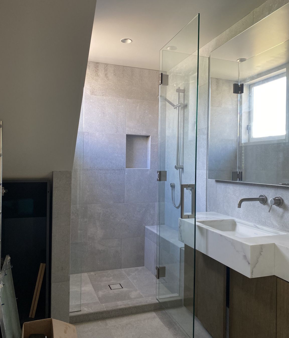 Frameless Glass Showers