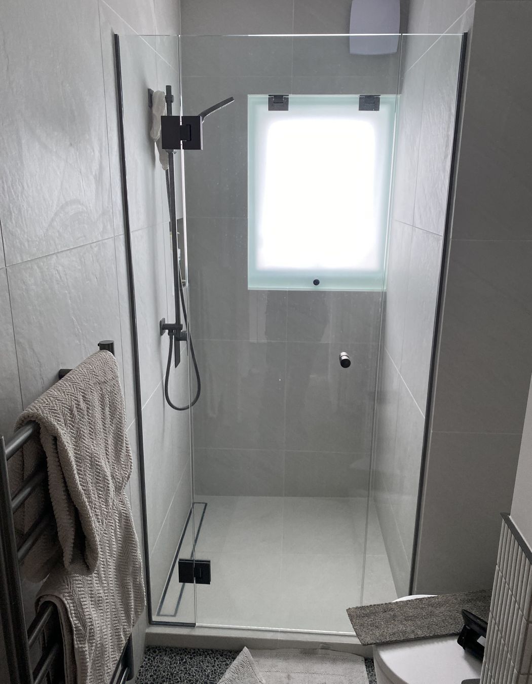Frameless Glass Showers