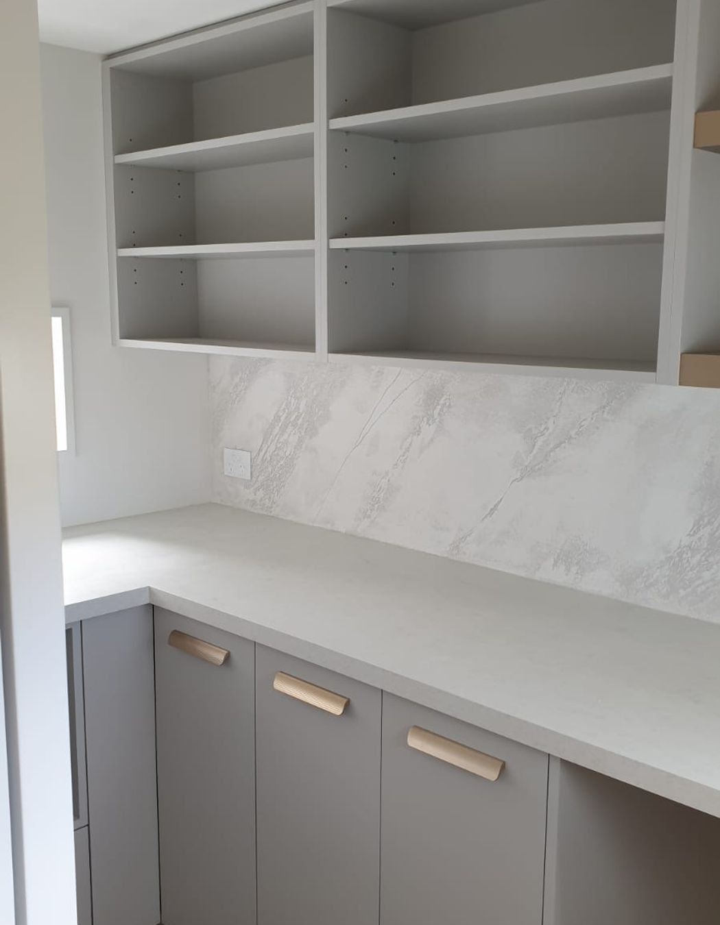 Oakbridge - Textured walls