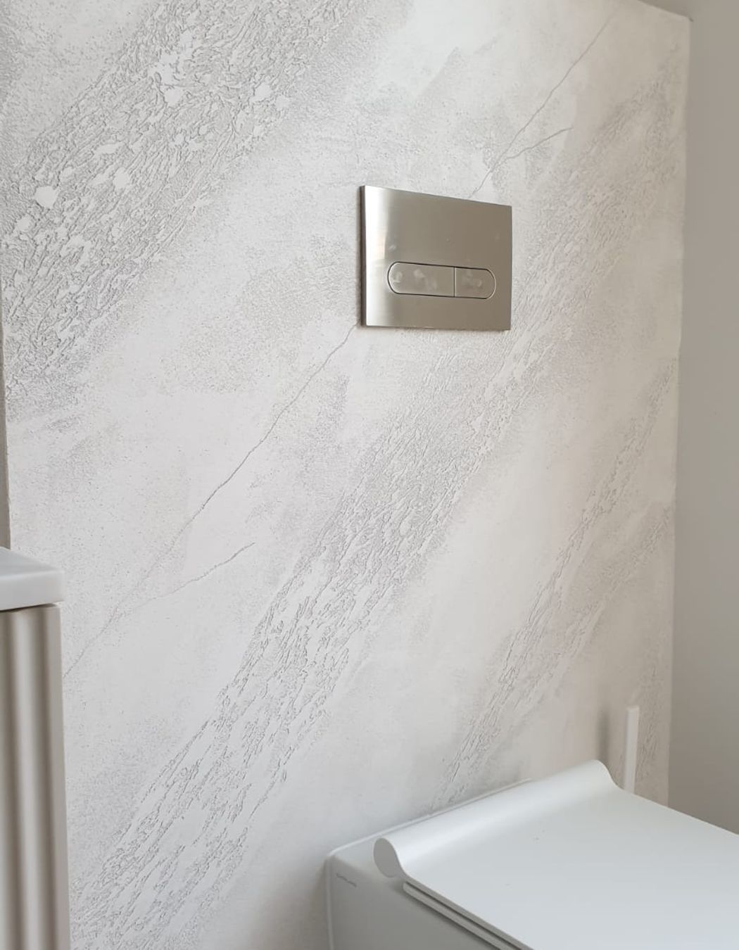 Oakbridge - Textured walls