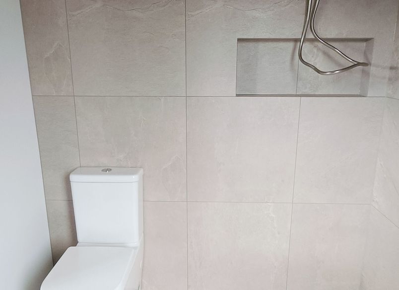 Damn Good Tiling - bathroom