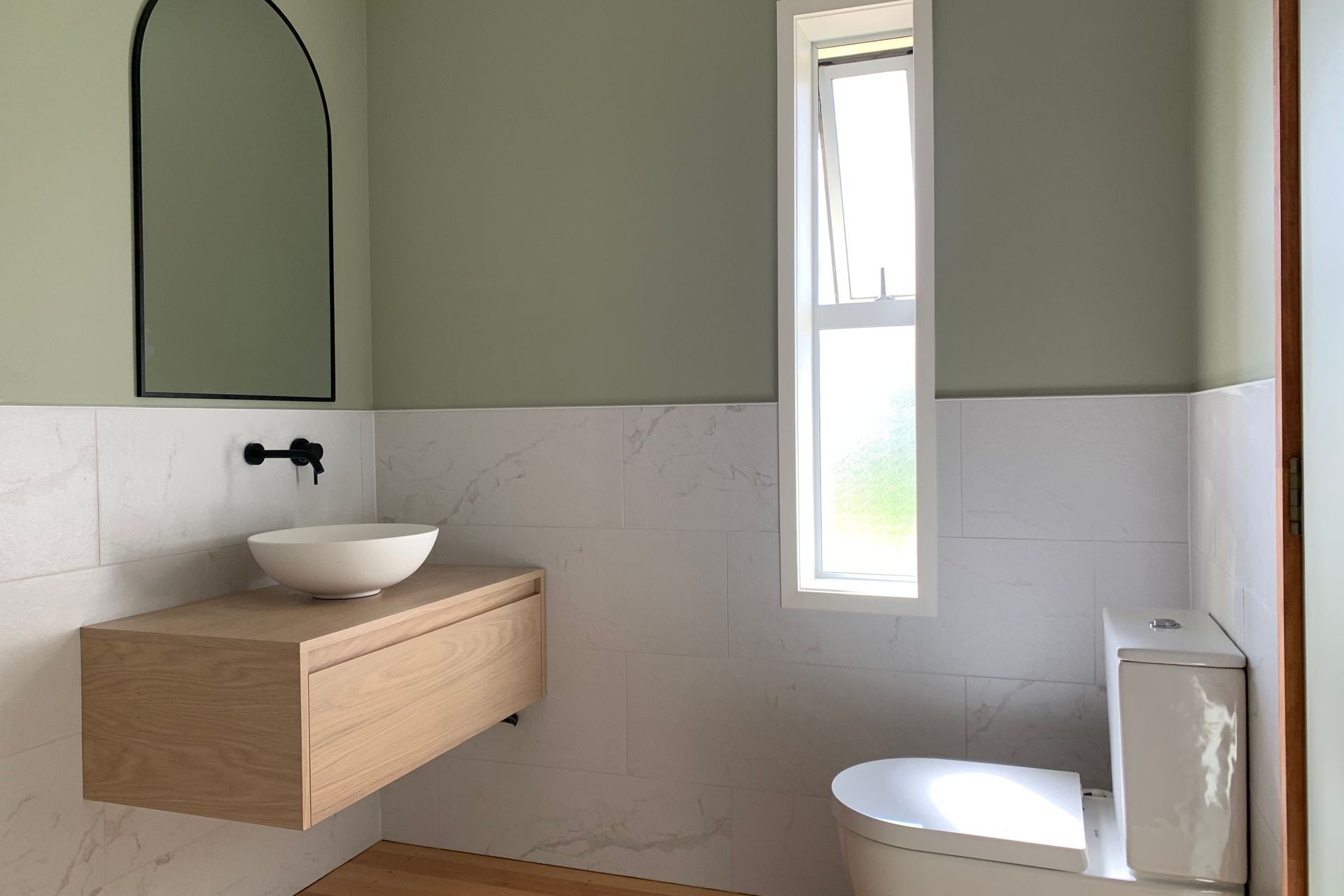 Jones Ensuite