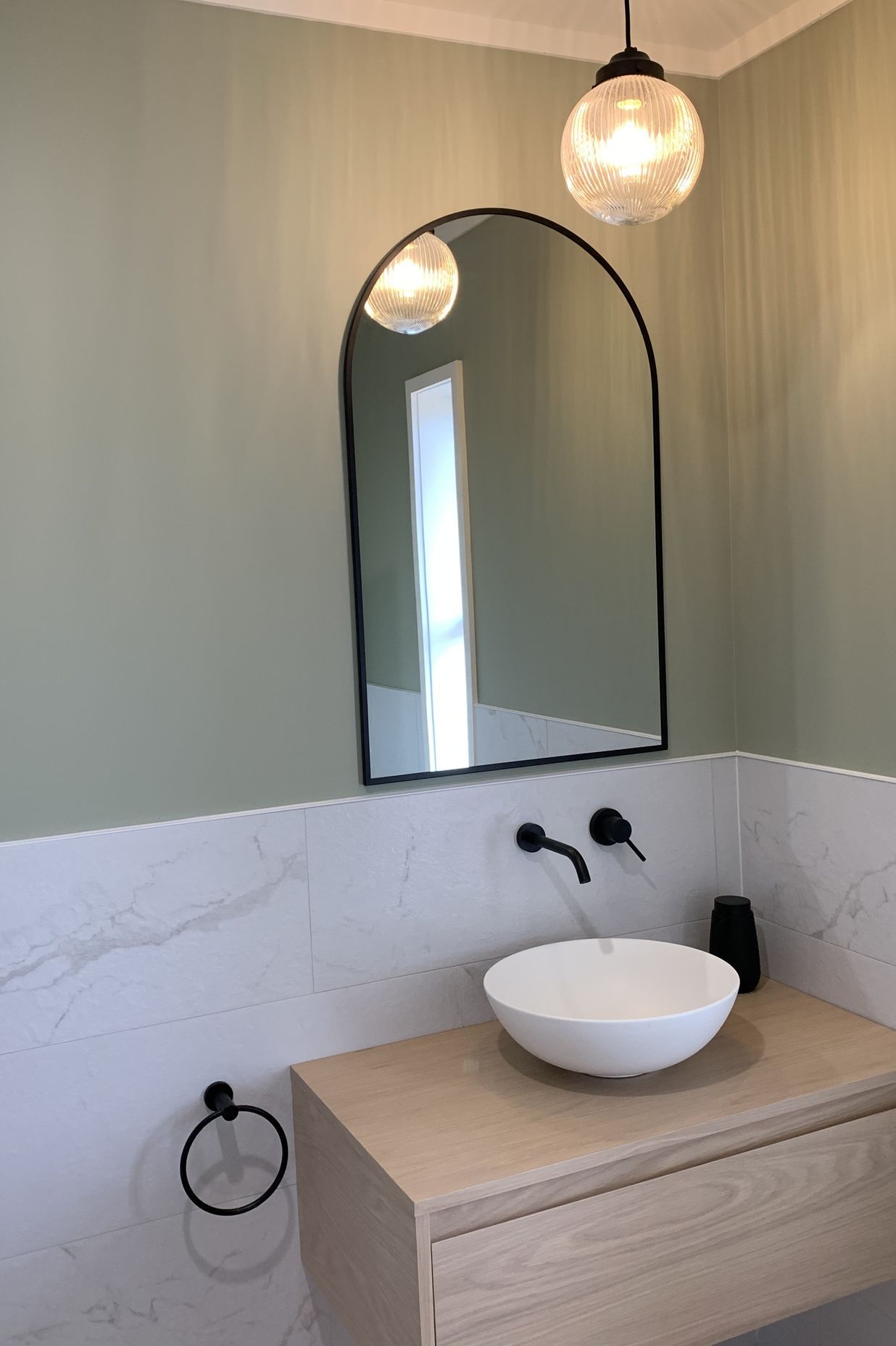 Jones Ensuite