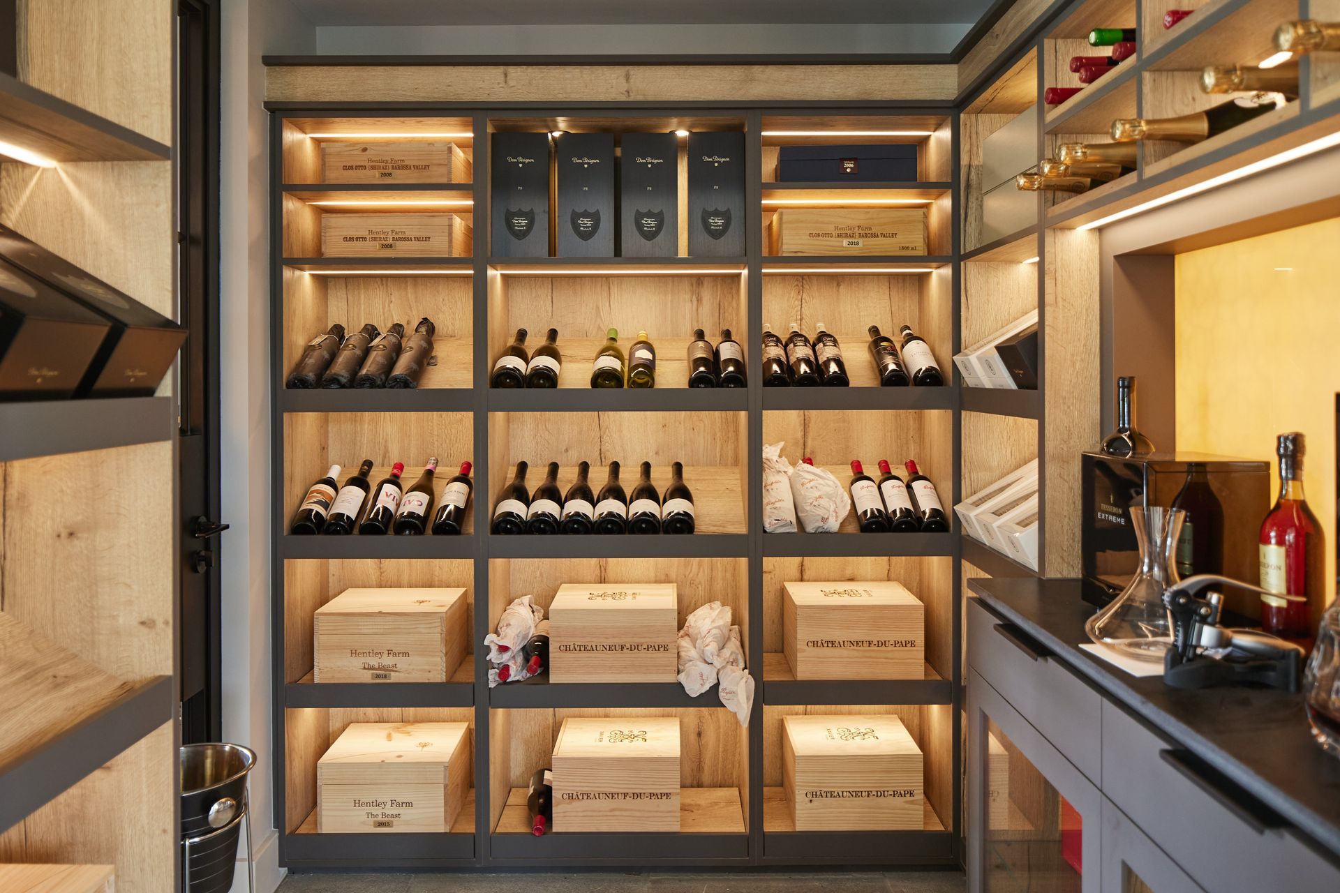 Mount View - Interiors