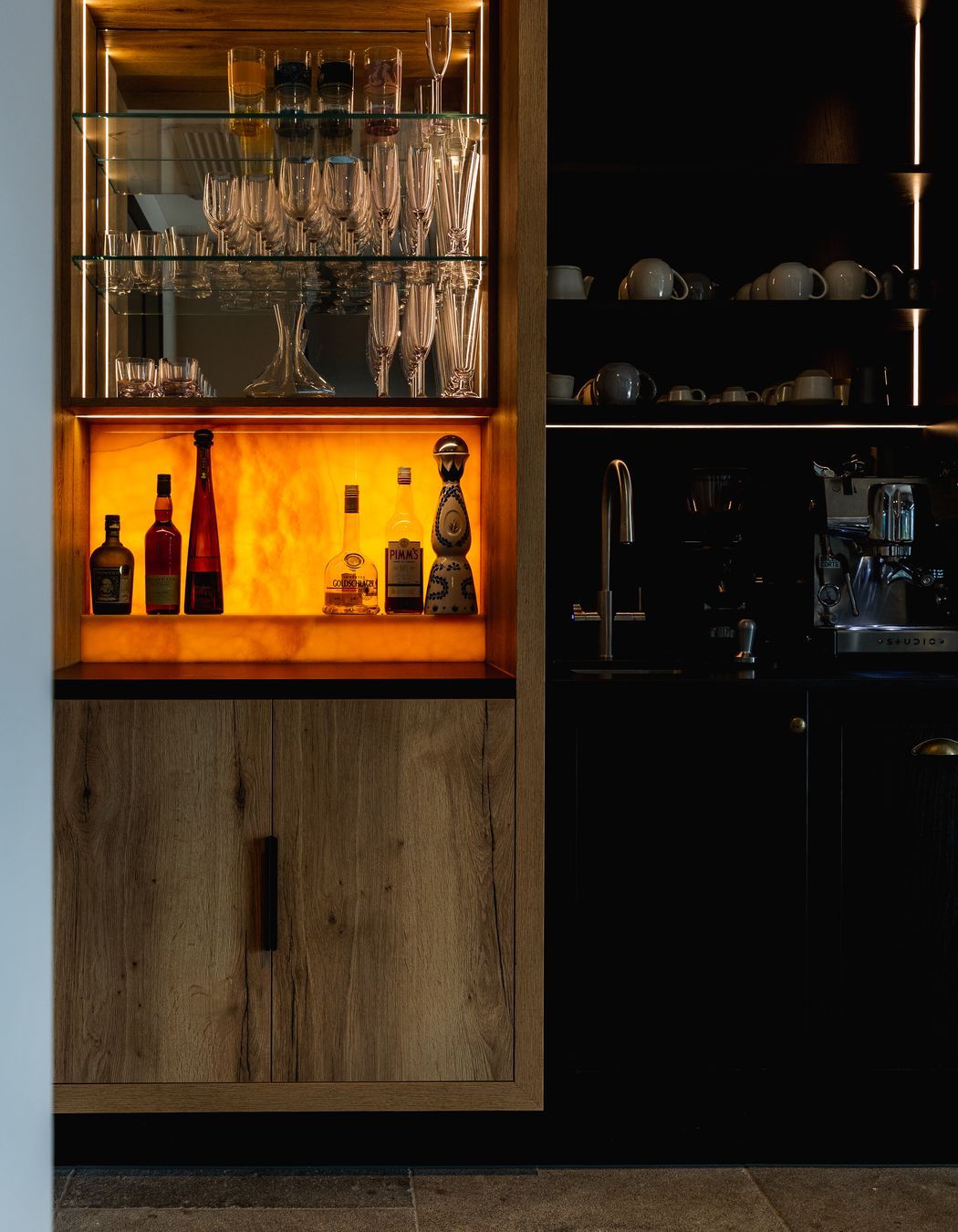 Mount View - Interiors