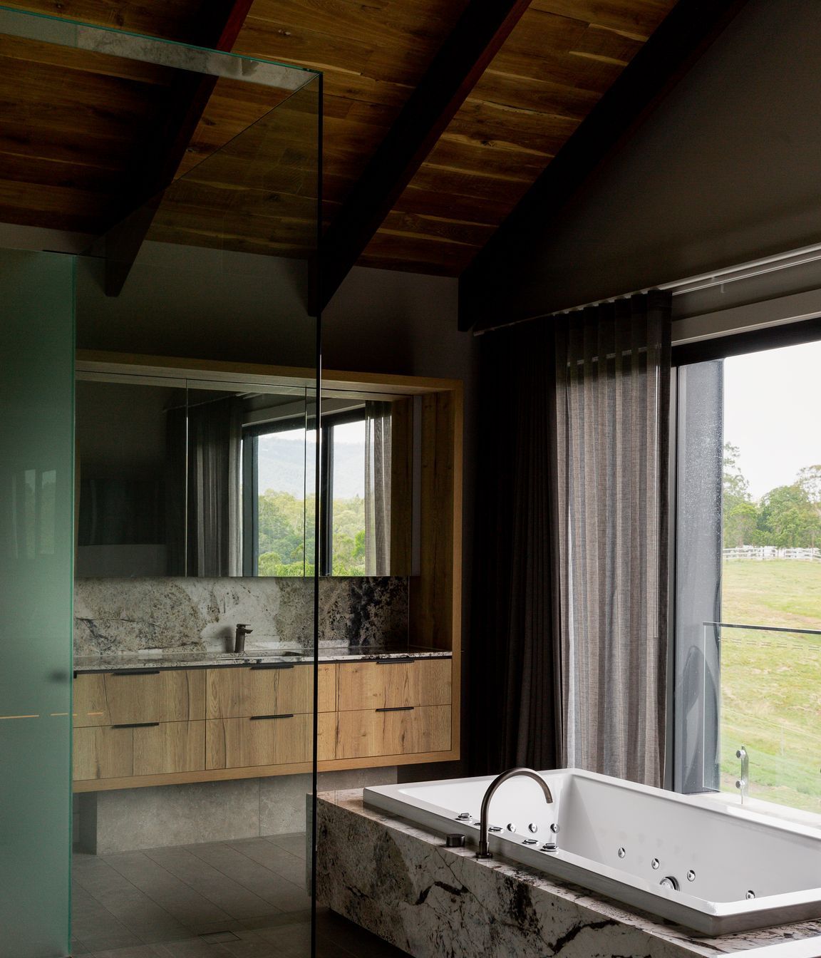 Mount View - Interiors