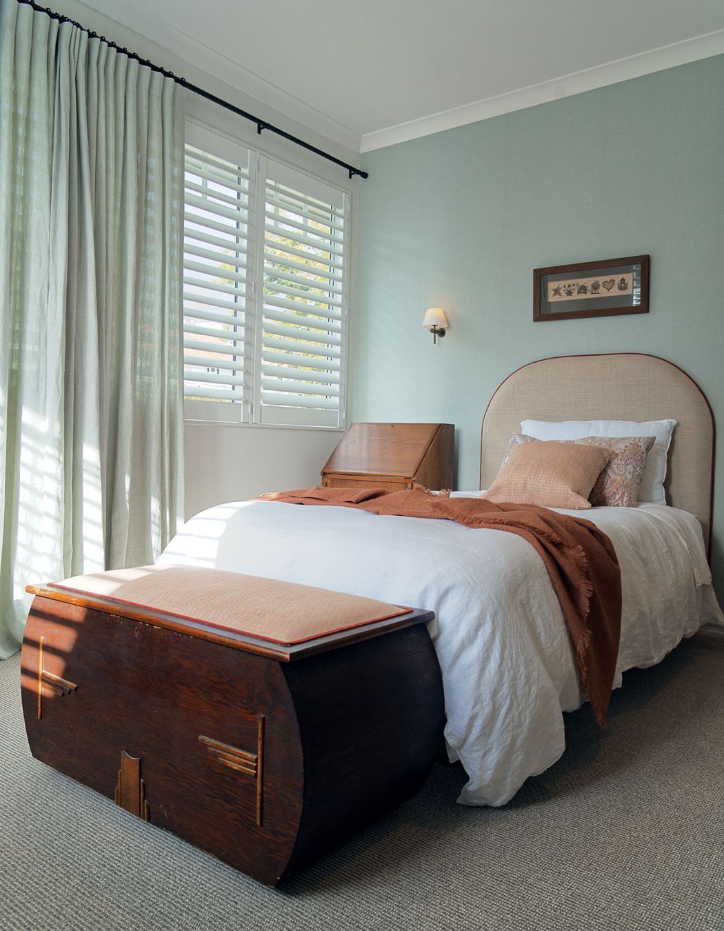 Kanat-StudioRukutaiBedroom-Wide.jpg