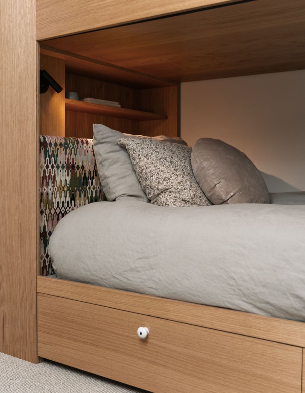 Kanat-StudioRukutaiGirls-Bedroom-8.jpg