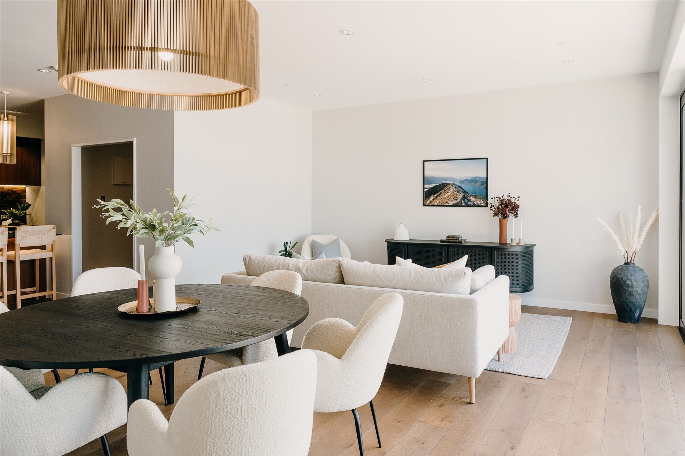 Coastal + Luxurious