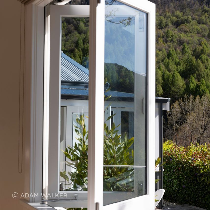 L1030671-v3.jpg