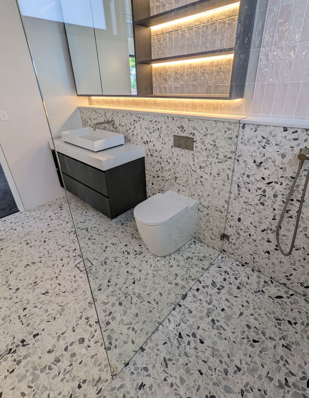 Illawong Ave, Riverview