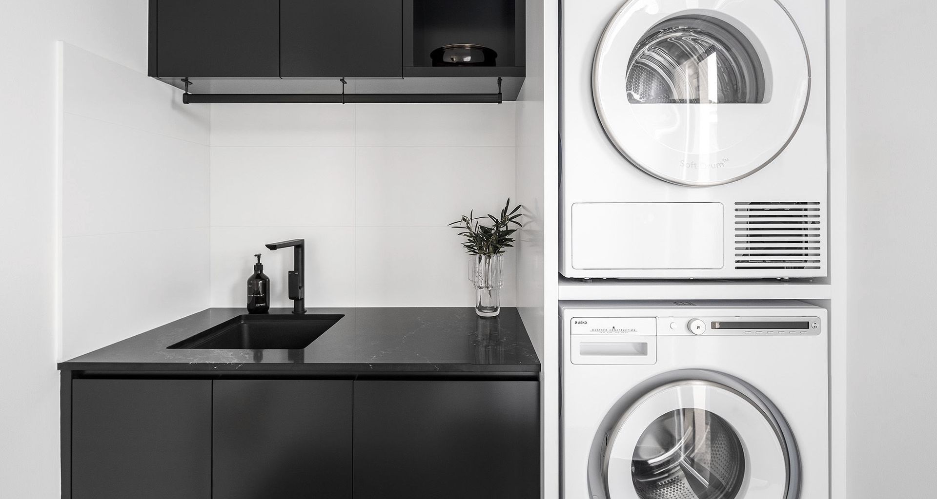 Huntriss Project - Laundry banner