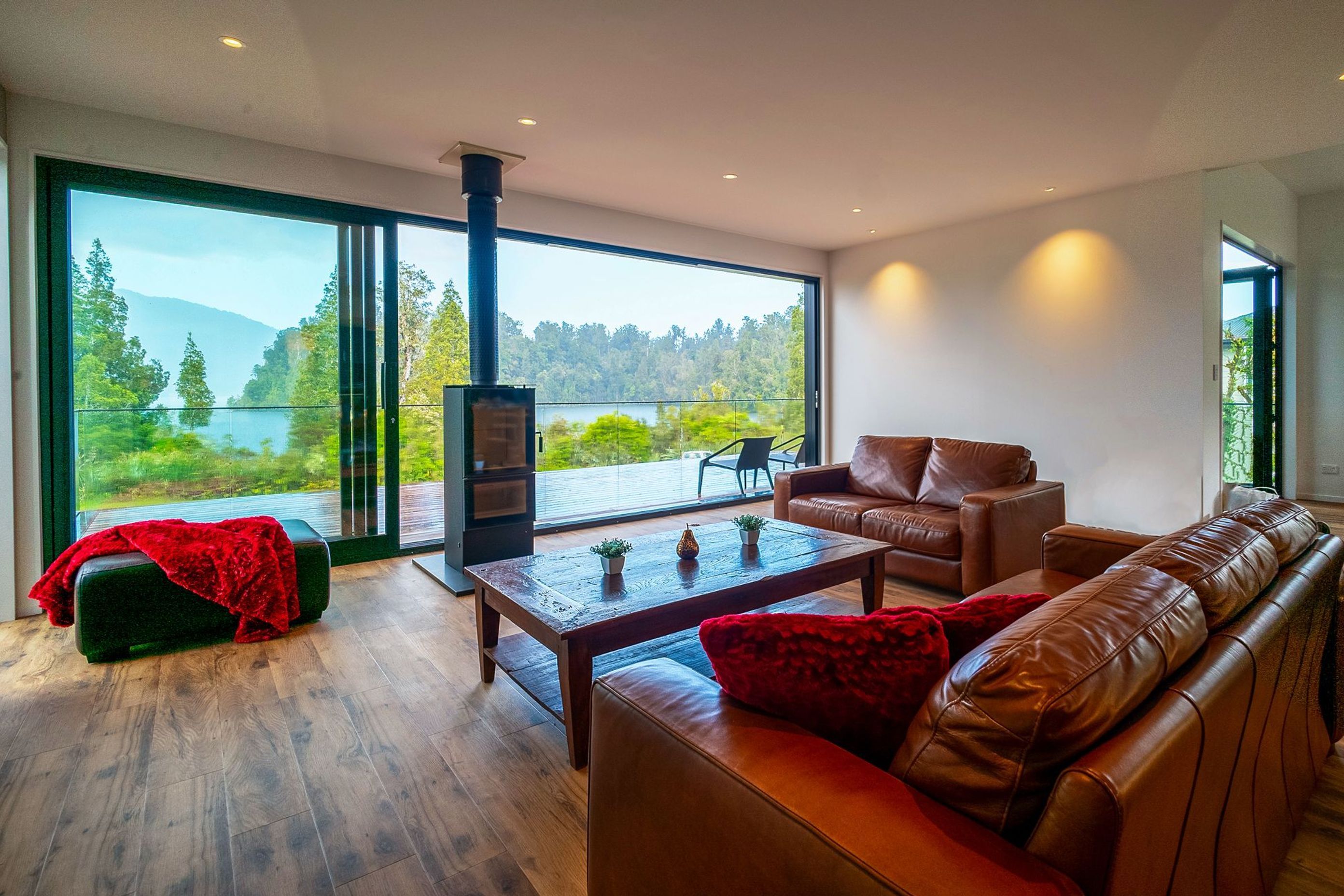 West Coast Lakeside Holiday Home