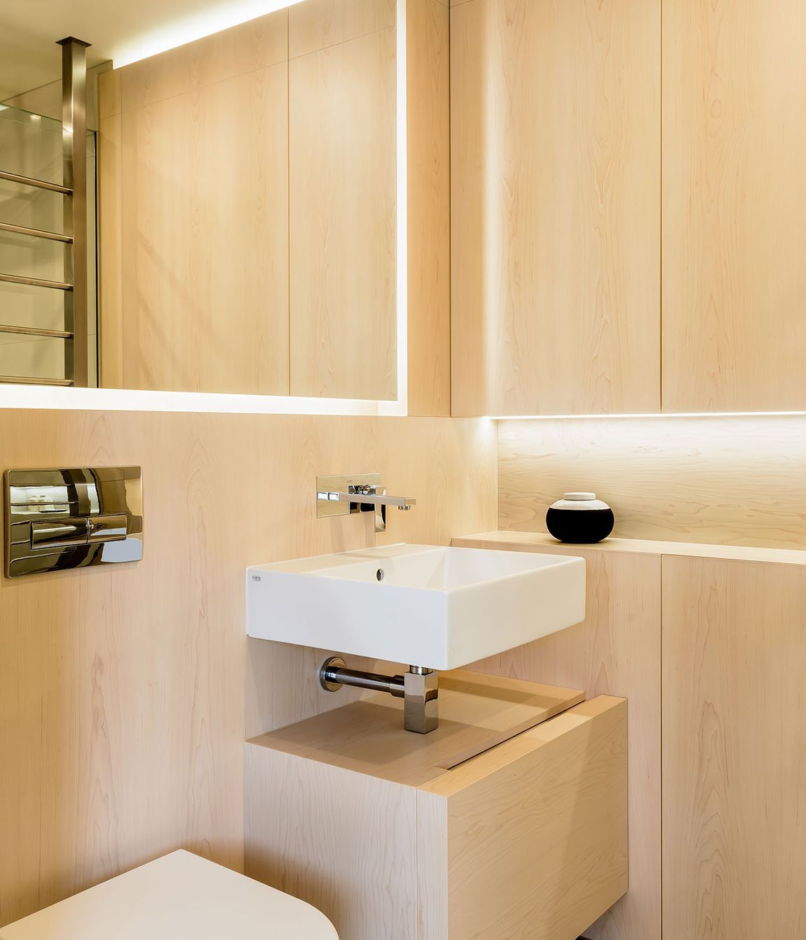 LivingDesignIwaStDSC1503-2.jpg
