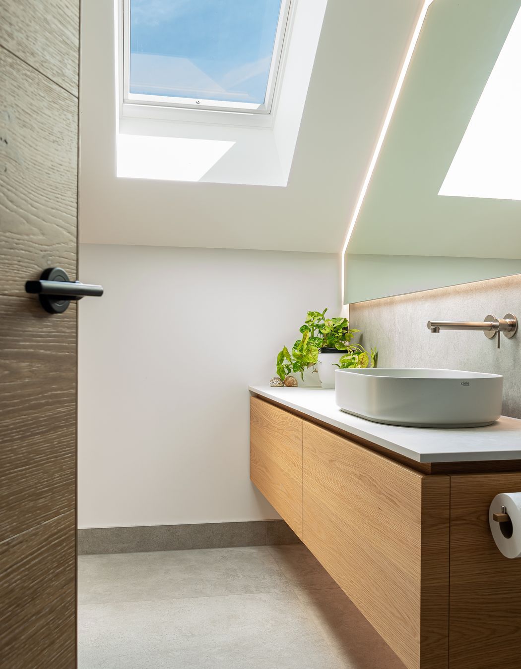 LivingDesignRiverRdDSC0622.jpg