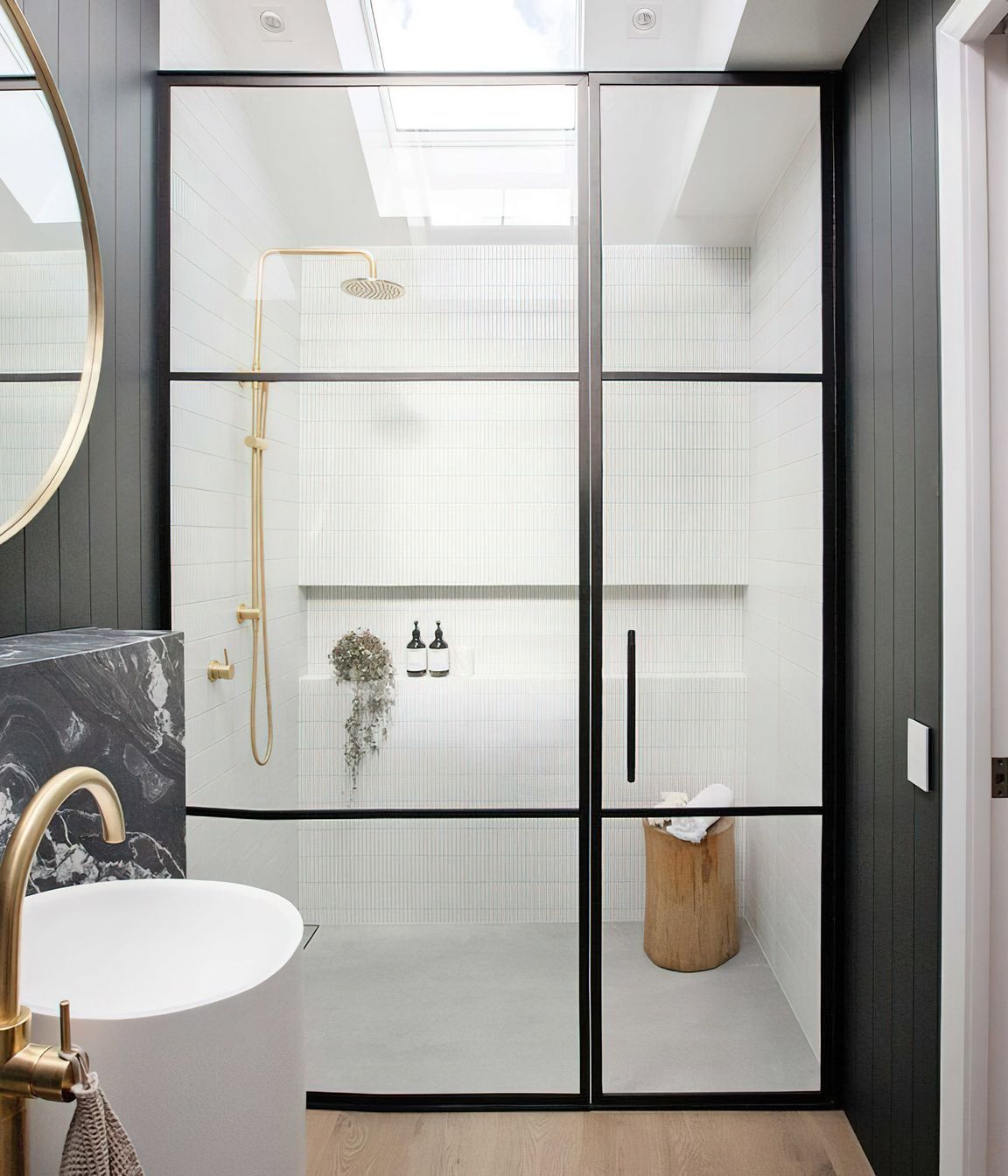 Main Bathroom Suede + Stone Showroom 2021