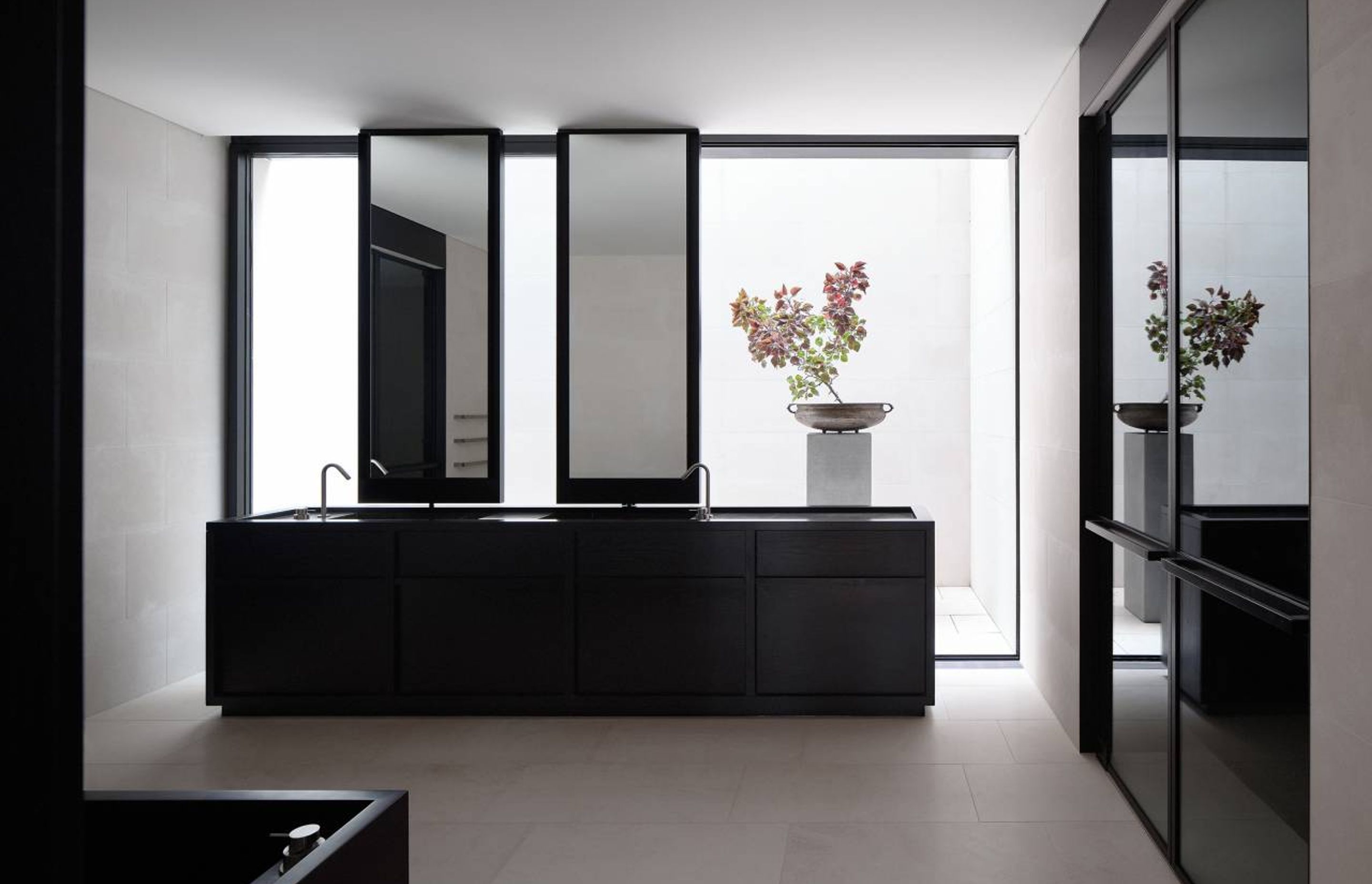 Kirribilli Apartment