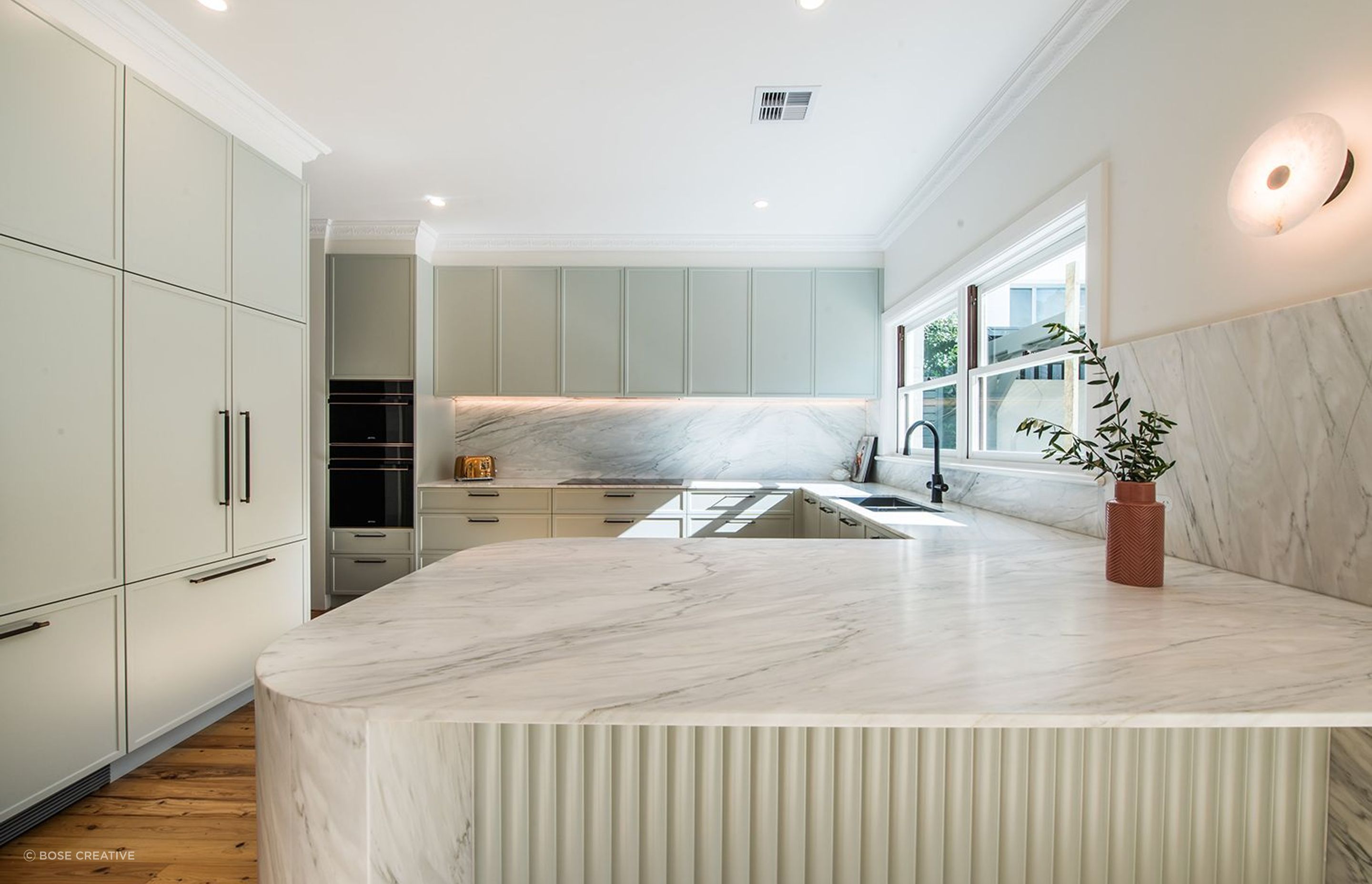 Modern-Luxury-Premier-Kitchens-design-renovation-gitani-polytec-Dulux-Smeg-Abey-Frank-Zip-Hepburn-Handles-02.jpg