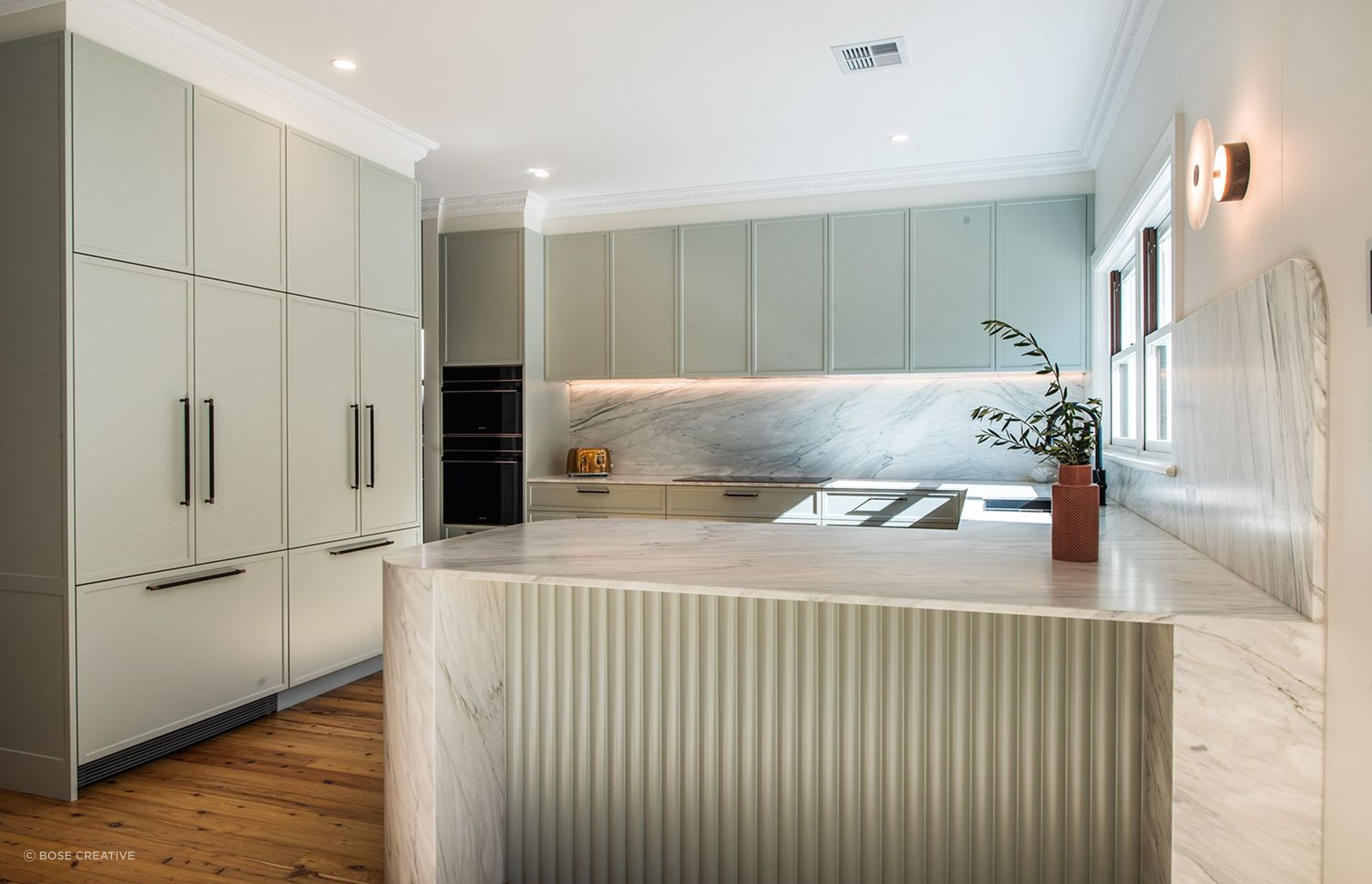 Modern-Luxury-Premier-Kitchens-design-renovation-gitani-polytec-Dulux-Smeg-Abey-Frank-Zip-Hepburn-Handles-03.jpg