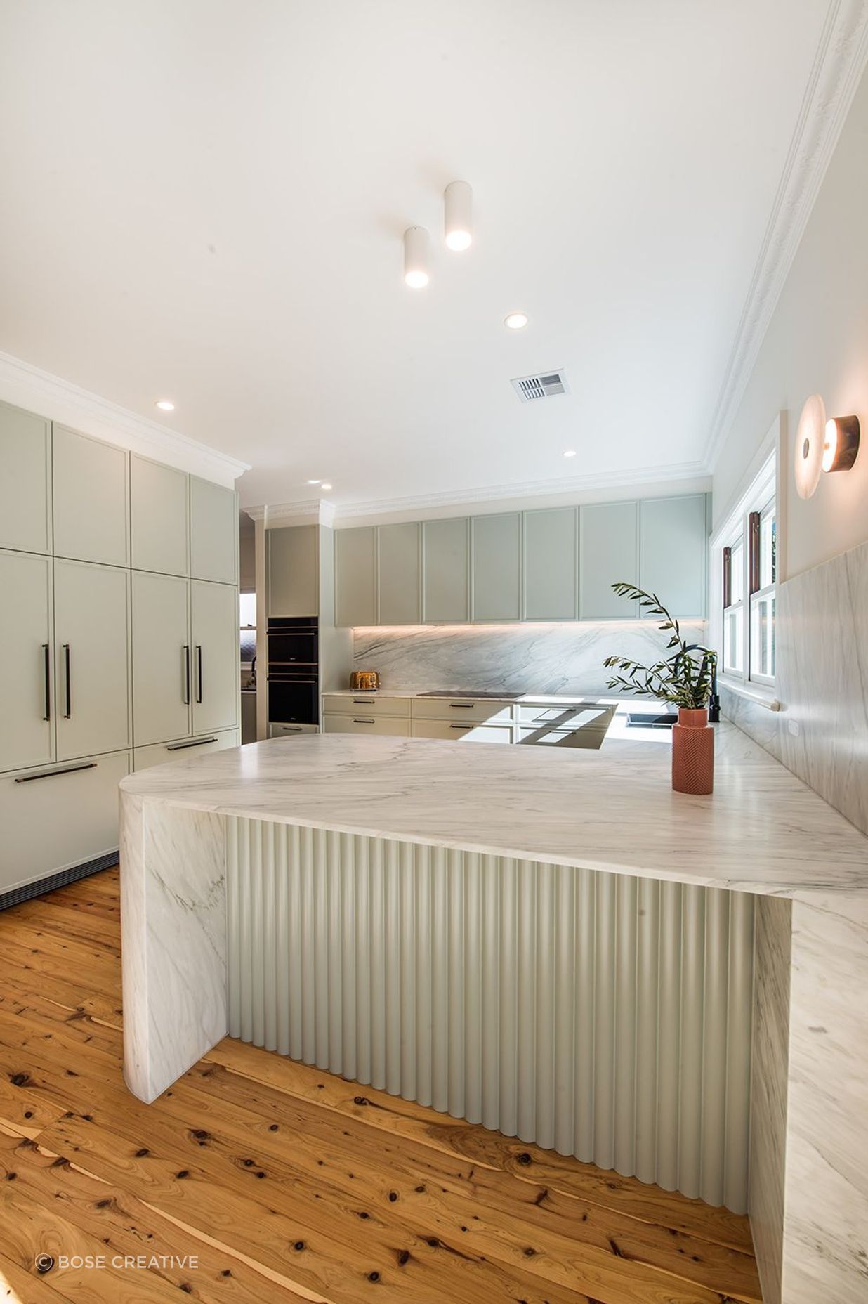Modern-Luxury-Premier-Kitchens-design-renovation-gitani-polytec-Dulux-Smeg-Abey-Frank-Zip-Hepburn-Handles-12.jpg