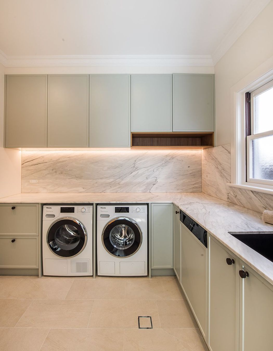Modern-Luxury-Premier-Kitchens-design-renovation-gitani-polytec-Dulux-Smeg-Abey-Frank-Zip-Hepburn-Handles-15.jpg