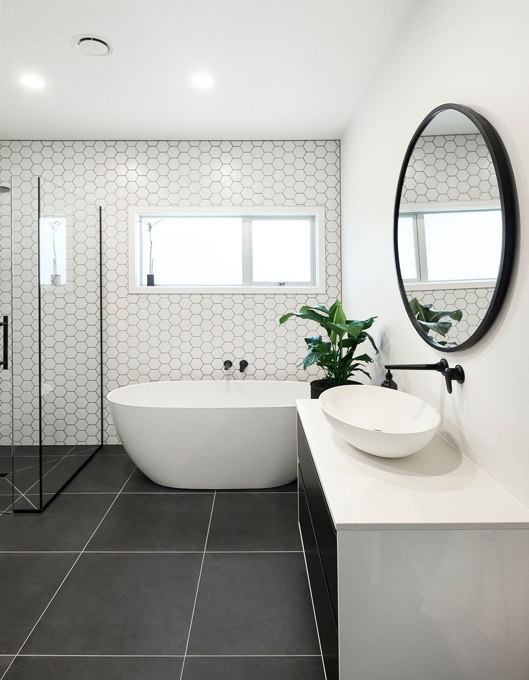 Gordon Bathroom + Ensuite Renovation
