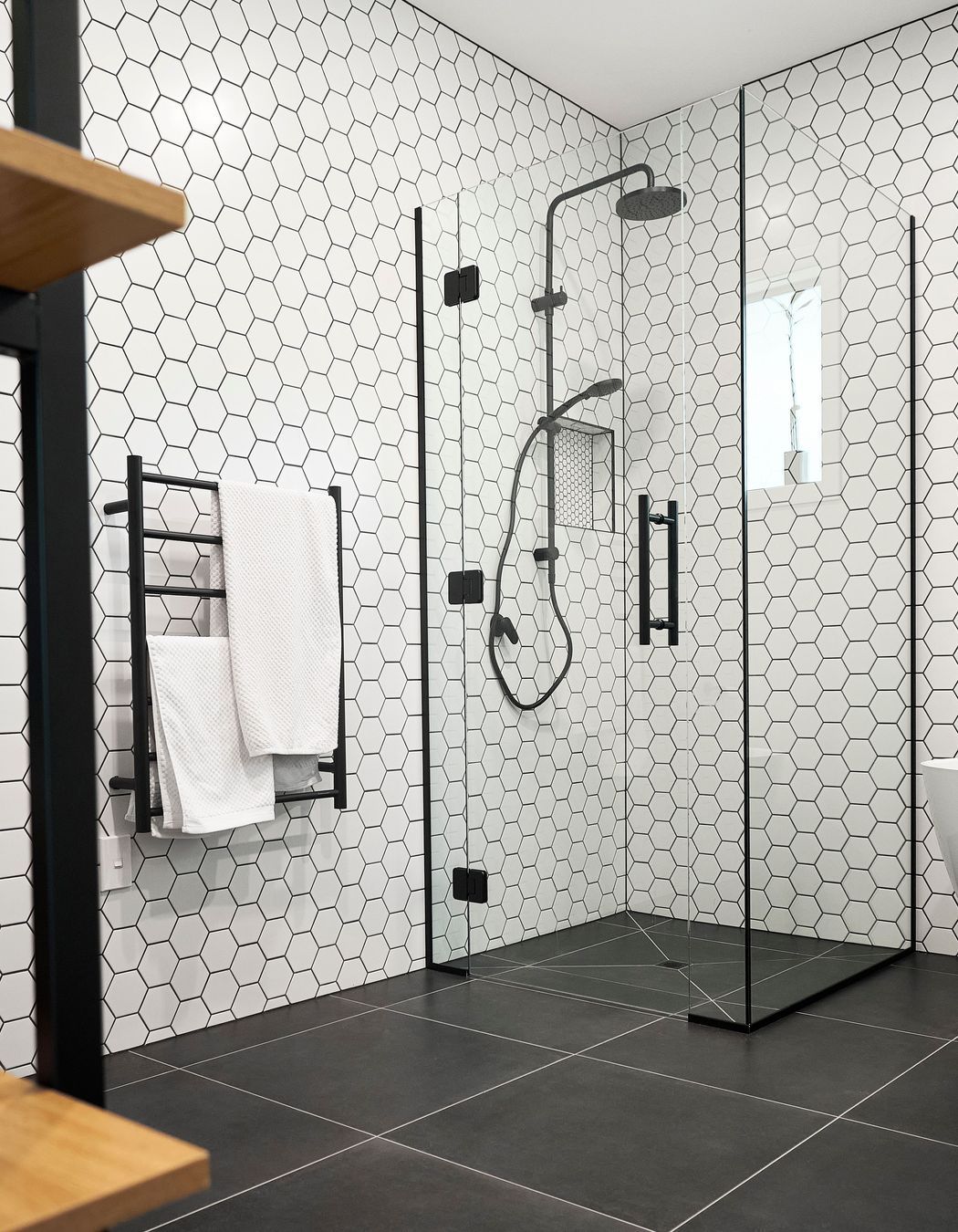 Gordon Bathroom + Ensuite Renovation